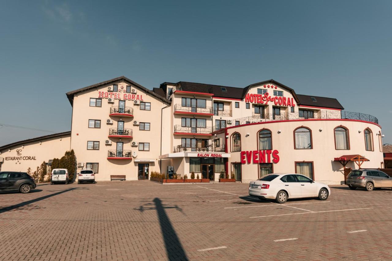 Hotel Coral Valea Lupului  ภายนอก รูปภาพ